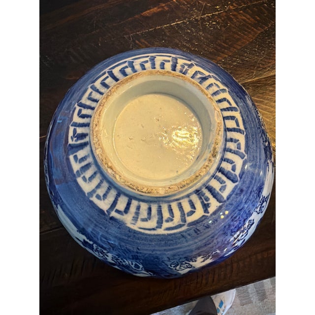 Mid 19th Century Japanese 19th Century Blue and White Katagami Porcelain Scalloped Bowl For Sale - Image 5 of 12