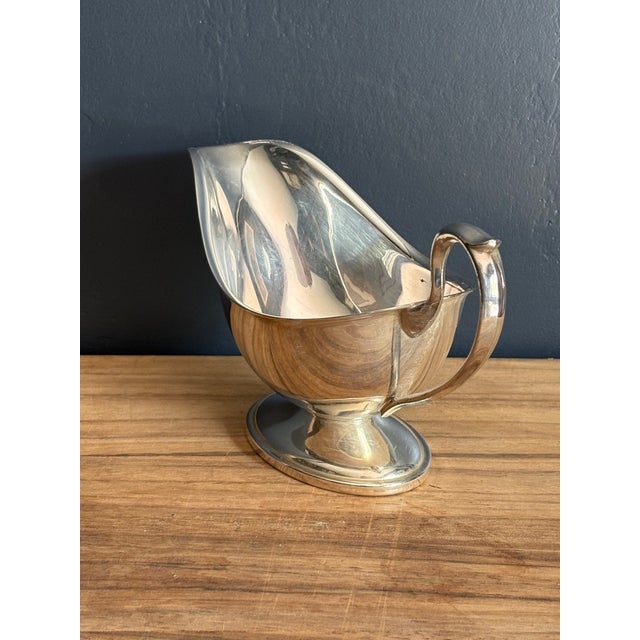 Traditional Mid 20th Century Silverplate Gravy Boat For Sale - Image 3 of 6