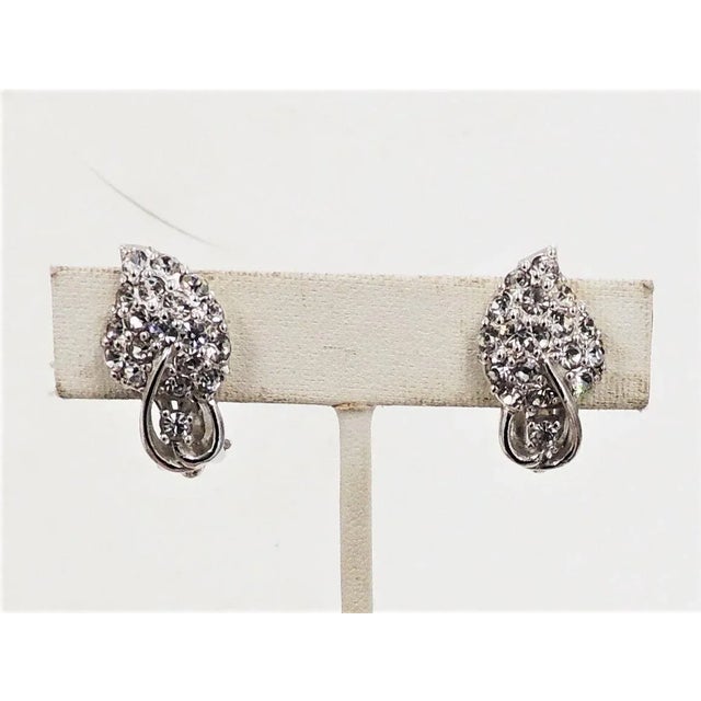 1950s Pennino Rhodium Plated Pave Clear Rhinestone Leaf Clip Earrings - 2 Pieces For Sale - Image 10 of 10