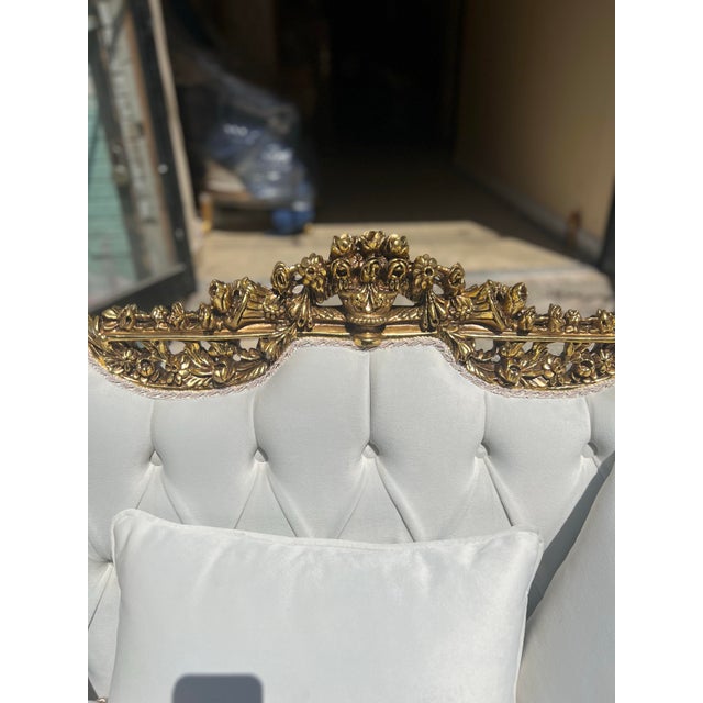 1960s Louis XV 3 Piece Gold Leaf Wood Salon Sofa Set Settee Set For Sale In New York - Image 6 of 9