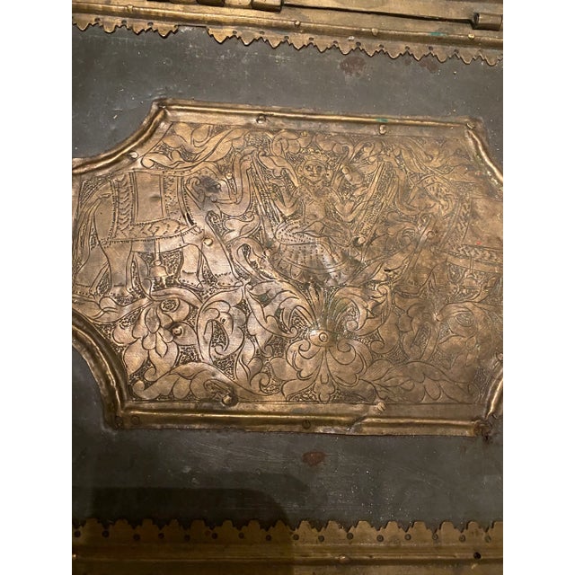 19th Century Antique Anglo Indian Brass Engraved Chest For Sale - Image 5 of 13