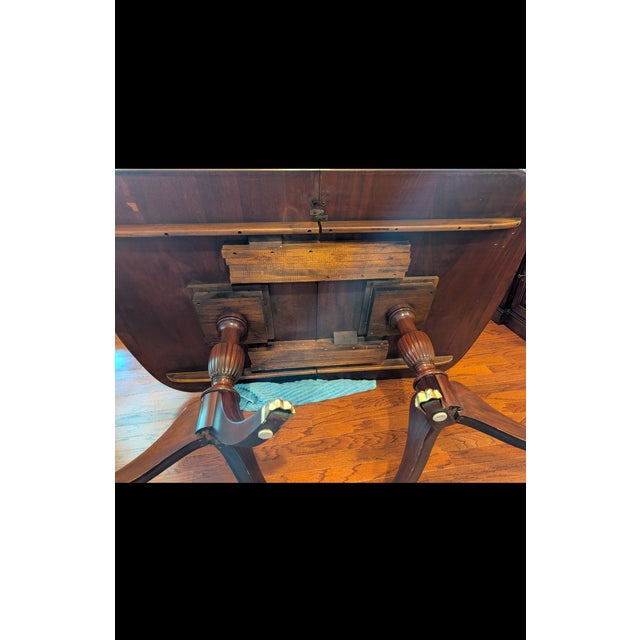 1980s 1980s Henkel Harris Mahogany Dining Room Table, Pedestal Legs For Sale - Image 5 of 7