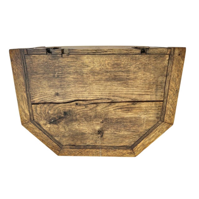 Wood Gothic Dutch Carved Oak Wall Bracket, 1900s For Sale - Image 7 of 8