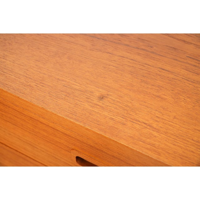 Danish Teak 4-Drawer Cabinet by Hundevad For Sale - Image 6 of 8