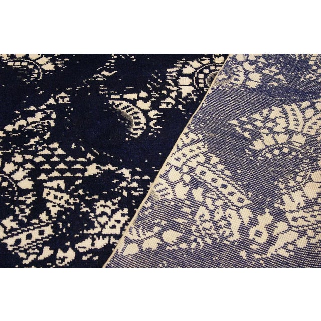 1990s 1990s Abstract Modern Blue/Ivory Wool Silk Rug - 8'1 X 10'0 For Sale - Image 5 of 7