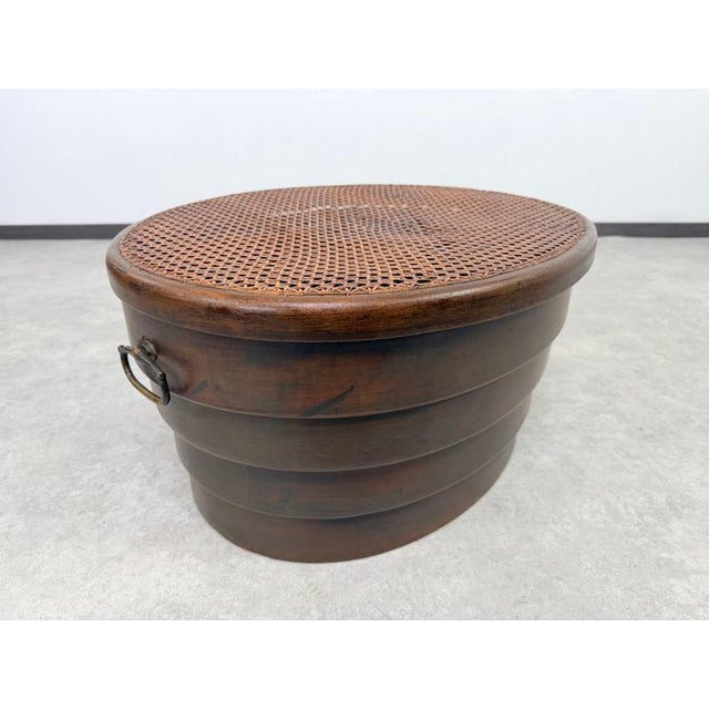 Antique Bentwood Laundry Basket with Rattan Lid from Gebrüder Thonet, 1895 For Sale - Image 3 of 14