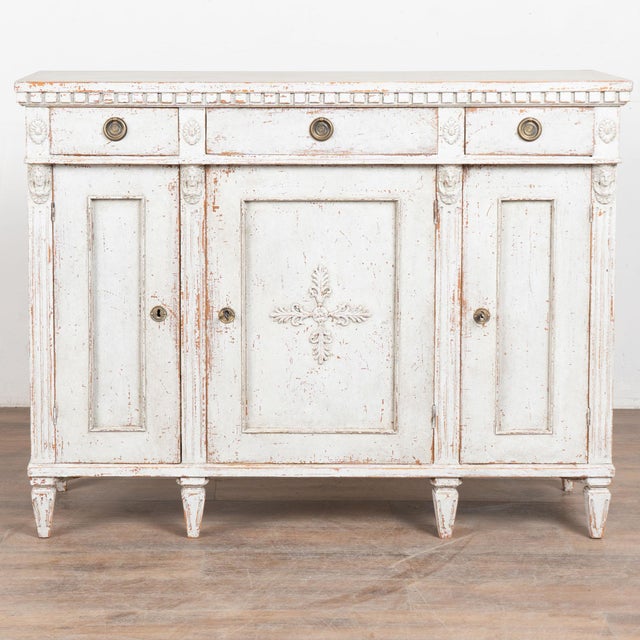Gustavian (Swedish) 19th Century Swedish Gustavian Gray Painted Buffet Sideboard For Sale - Image 3 of 16