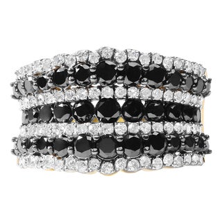 14K Yellow Gold Plated .925 Sterling Silver 1 3/4 Cttw Treated Black and White Alternating Diamond Multi Row Band Ring - Size 7 For Sale