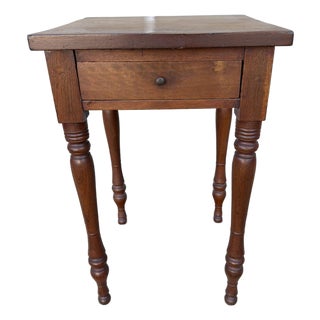 Antique Sheraton Walnut One-Drawer Side Table, Pennsylvania, Circa 1830s For Sale