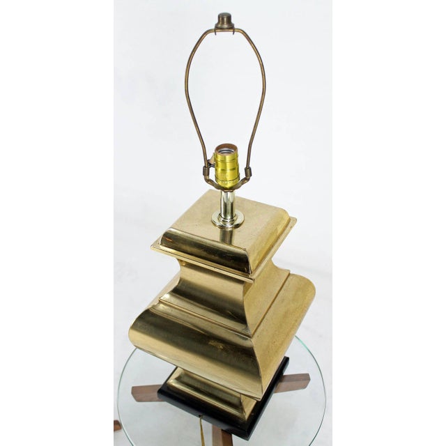 Metal Late 20th Century Modern Figural Sculptural Profile Square Base Polished Brass Table Lamps - a Pair For Sale - Image 7 of 9
