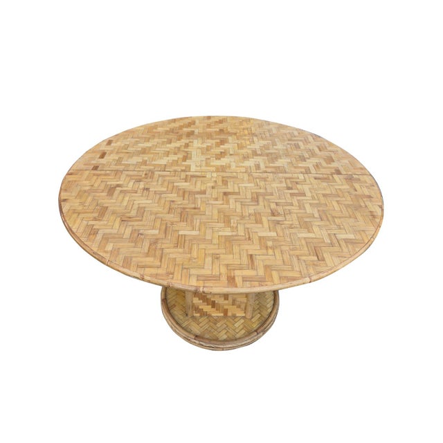 A warm and timeless Italian 1970s dining set combining craftsmanship, functionality and natural elegance. Period: 1970s...