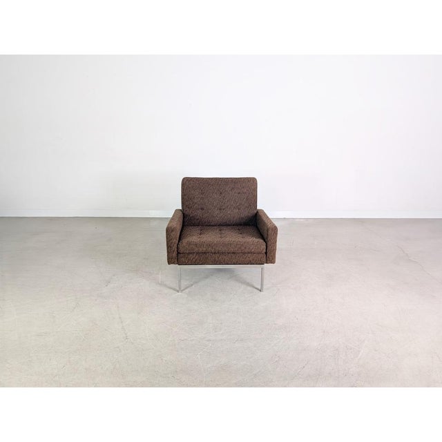 We are offering a beautiful vintage armchair by Knoll International for sale. Designed by Florence Knoll Bassett, it is...