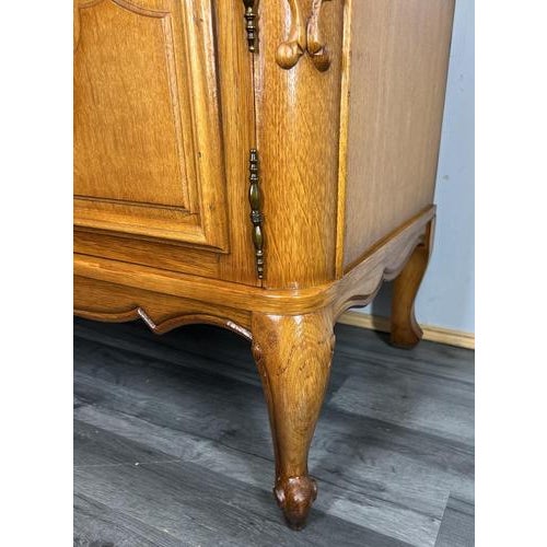 Vintage French Louis XVI Style Carved Buffet For Sale - Image 14 of 15