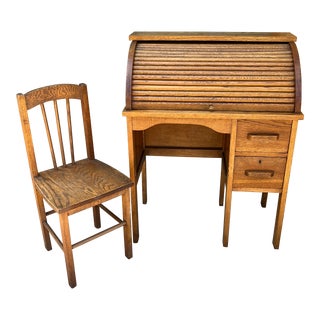 Vintage 1920s/1930s American Mission Oak Roll Top Child's Desk & Chair by Eastman Line - Set of 2 For Sale