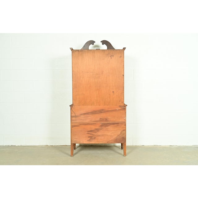 Baker Furniture Style Georgian Burled Walnut Breakfront Bookcase Cabinet, Circa 1960s For Sale - Image 16 of 17