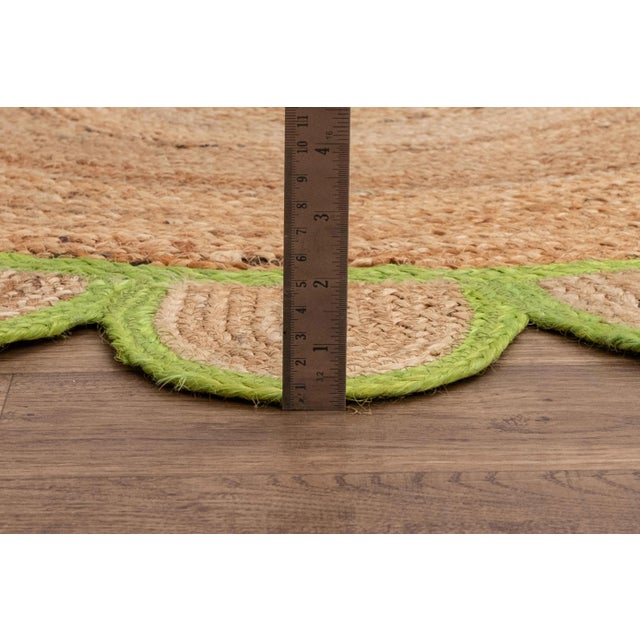 10'x10' Green Round Jute Scallop Rug For Sale - Image 9 of 10
