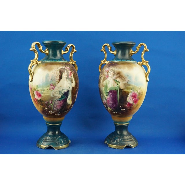 Item : A fabulous pair of large Art Nouveau vases, dating back to the late 19th century. Made of cast ceramic (ceramic...