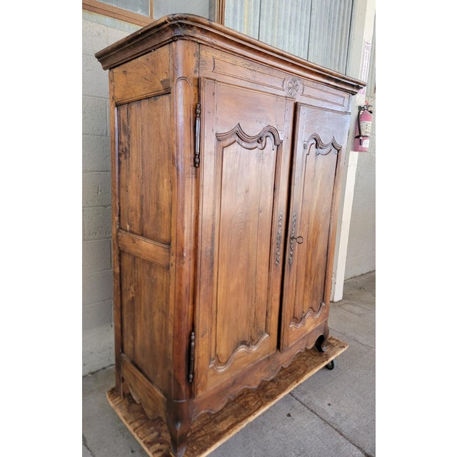French Country Antique Rustic Country French Cabinet / Armoire Circa. 1800 Louis XV For Sale - Image 3 of 17