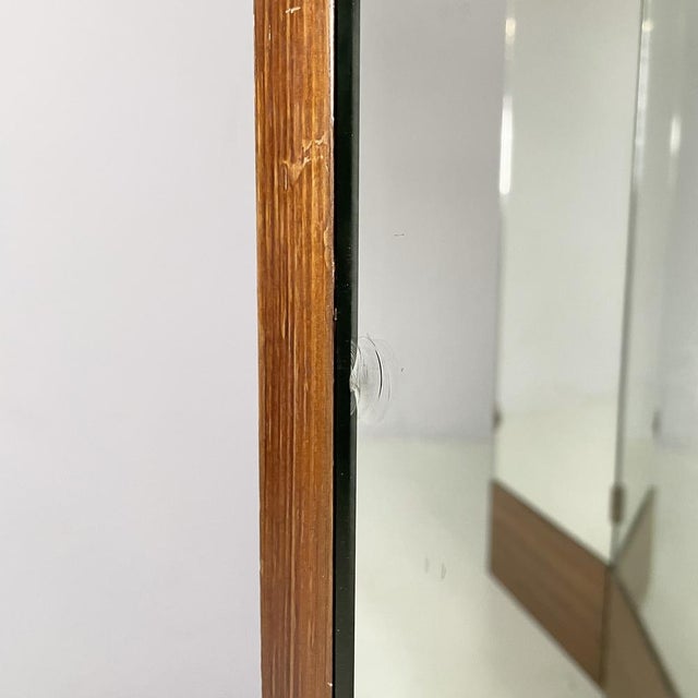 Mid-Century Modern Italian Free-Standing Mirror with Three Wooden Doors, 1960s For Sale - Image 6 of 18