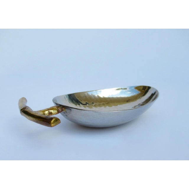 1980s Hammered Silver Plate & Brass Oval-Shaped Accent Bowl For Sale - Image 5 of 13