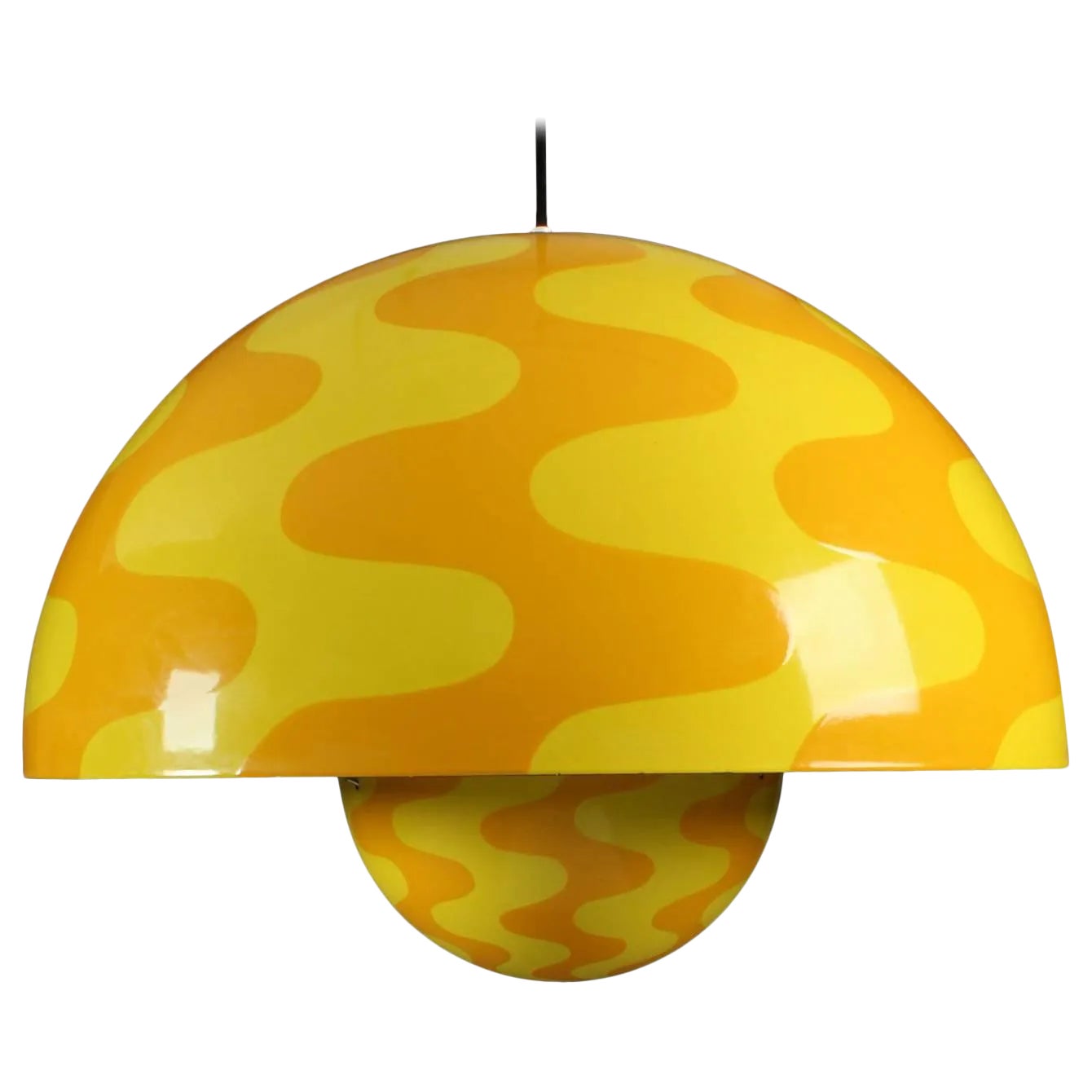 ほ*り様 最終値下 Verner Panton flower pot ペンダント Large Flower Pot Pendant by Verner Panton/ | Chairish