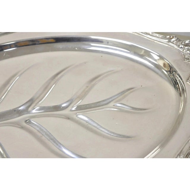 Mid 20th Century Vintage Baroque by Wallace 259 Silver Plated Meat Cutlery Serving Platter Tray For Sale - Image 5 of 11