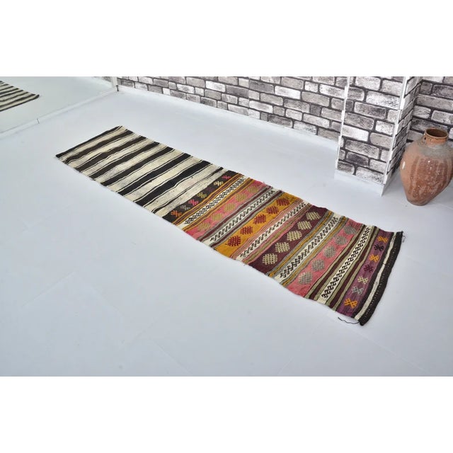 Vintage Turkish Kilim Runner – Minimalist Striped & Tribal Geometric Wool Hallway Runner For Sale - Image 9 of 10