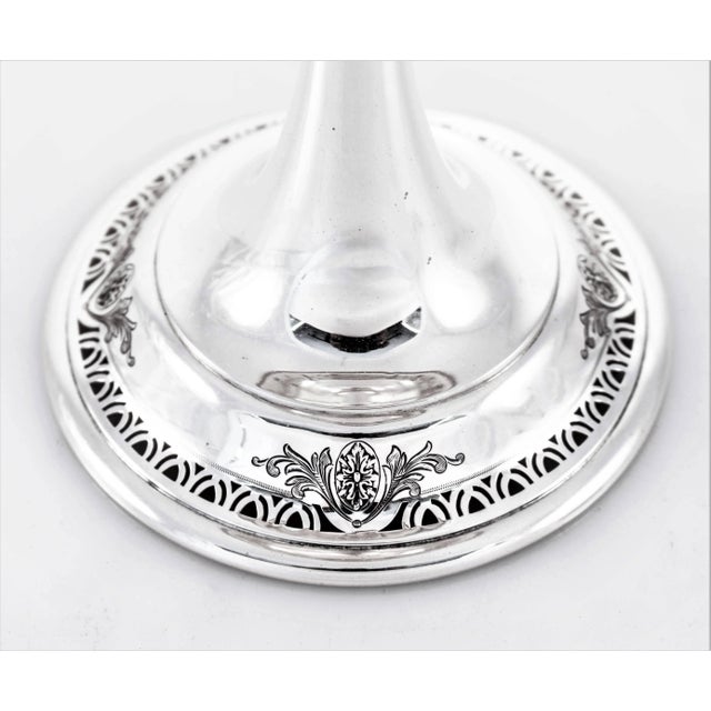 There’s something special about the silhouette of this compote; soft and feminine. Pretty etchings and openwork decorate...