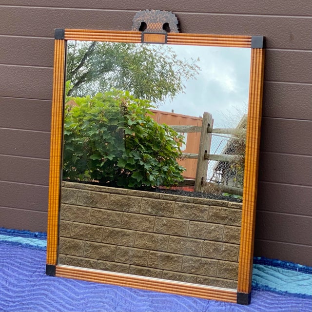 Irving & Casson 1920s Irving & Casson Curly Maple Fluted Wall Mirror With Floral Basket Crest For Sale - Image 4 of 12