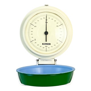 Kitchen Scale in Plastic with Metal Handle from Westa, 1950s For Sale