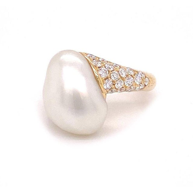 Gold Mikimoto 18k Yellow Gold Diamond Pearl Ring - Size 4 For Sale - Image 8 of 10