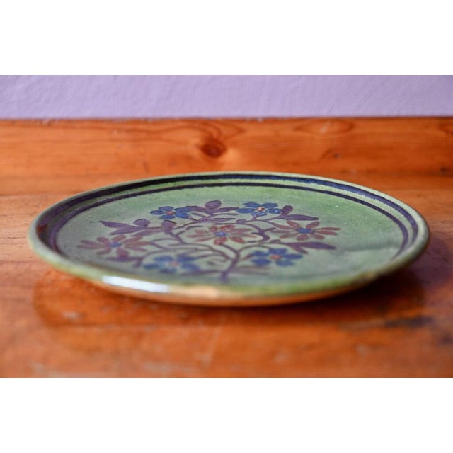 Ceramic Large Alsatian Dish in Glazed Clay from Soufflenheim For Sale - Image 7 of 11