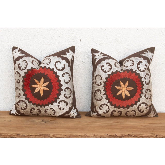 Pair of Embroidered Palmette Suzani Pillow Covers For Sale In Los Angeles - Image 6 of 9