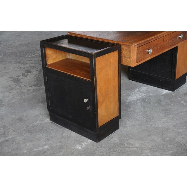 Dutch Hague School Desk in Oak by COR, 1930s, in Good conditions. Designed 1920 to 1949 I have official proof of...