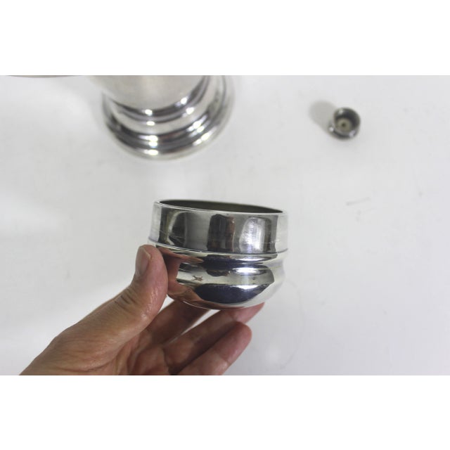 Vintage Benedict Silver Co. Art Deco Silver Plated Cocktail Shaker With Handle and Spout For Sale - Image 13 of 13