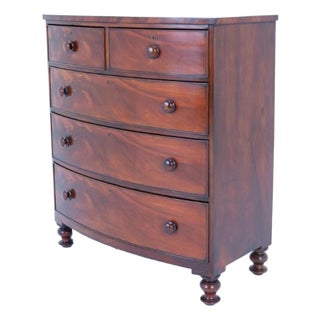 Victorian Mahogany Bow Front Chest of Drawers, 1860s For Sale