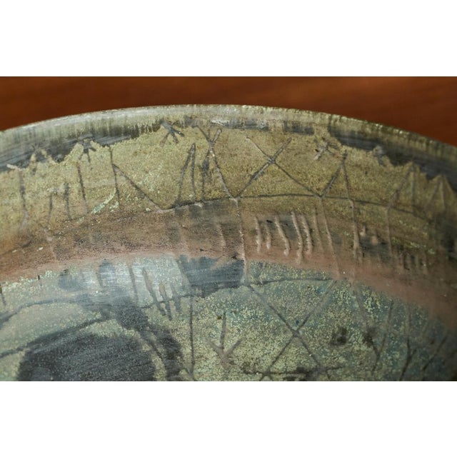 Mid-Century Modern Pottery Bowl, 1940s For Sale - Image 4 of 9