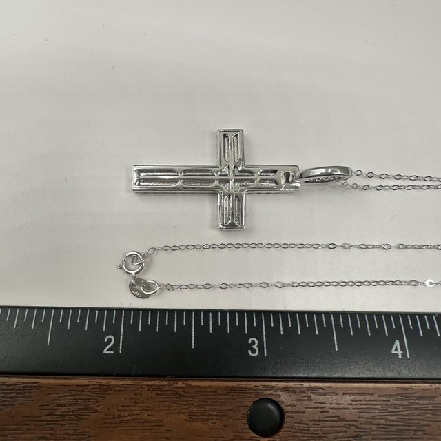 Early 21st Century Diamond Cross Pendant Necklace in 14kt White Gold – 1.20ctw, 18in, New For Sale - Image 5 of 5