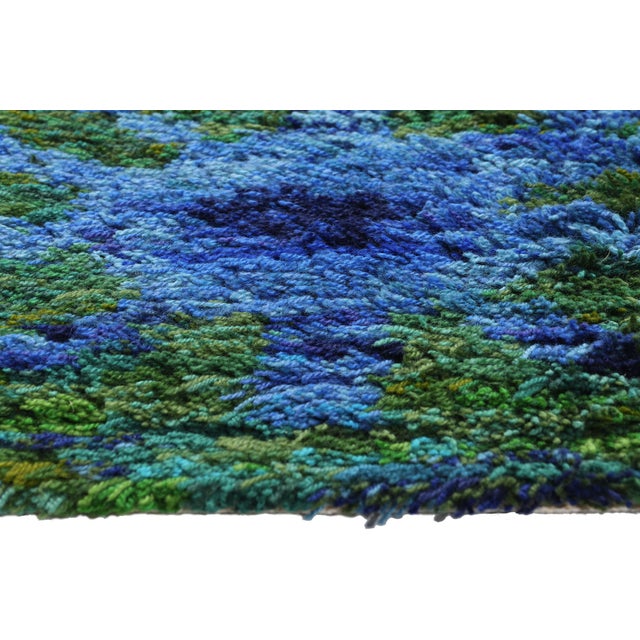 Vintage Swedish Rya Rug, 01'07 X 01'09 For Sale - Image 4 of 10