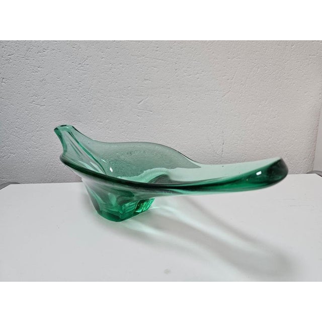 Green Large Green Murano Glass Bowl Shaped as Gondola, Italy, 1970s For Sale - Image 8 of 10