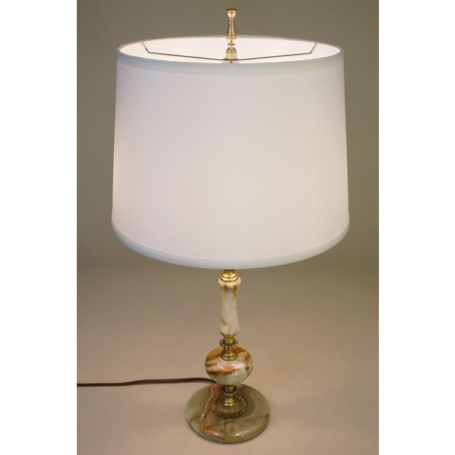 Brass 1920s French Art Nouveau Neo Classic Green Banded Onyx Marble Brass Table Lamp For Sale - Image 8 of 11