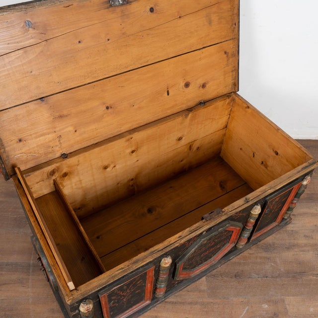 Original Hand Painted Flat Top Trunk Dated 1890 From Hungary For Sale - Image 4 of 17