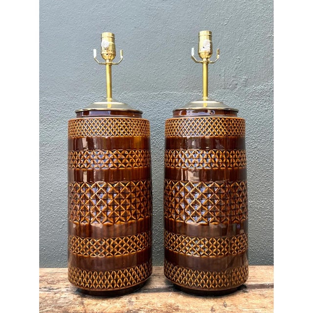 Chestnut Vintage Geometric Pattern Ceramic Lamps For Sale - Image 8 of 12