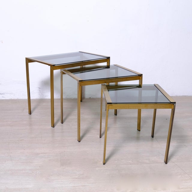 Gold Nesting Coffee Tables in Glass and Brass, Italy, 1970s, Set of 3 For Sale - Image 8 of 18
