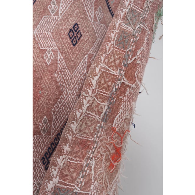 Light Pink 1960s Vintage PasteL Turkish Jajim Kilim Rug 5'5'' X 7'1'' For Sale - Image 8 of 13