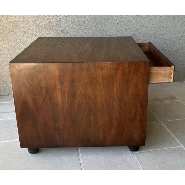 Circa 1970 Henredon Fine Furniture Chinoiserie-Style Mahogany Bedside / Chairside Commode For Sale - Image 12 of 18