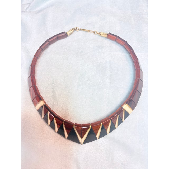 1980s Signed Adair Rosewood Choker & Bracelet Set – Ebony & Maple Inlay, Brass Accents, 2 Pieces For Sale - Image 4 of 10