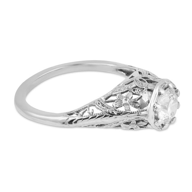 1940s 1940s Retro Gia 0.65 Carat Diamond 18k White Gold Engagement Ring, Size 7 For Sale - Image 5 of 7