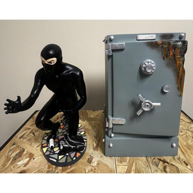 Diabolik with Safe Collectible Resin Figures by Astorina, Set of 2 For Sale - Image 4 of 11