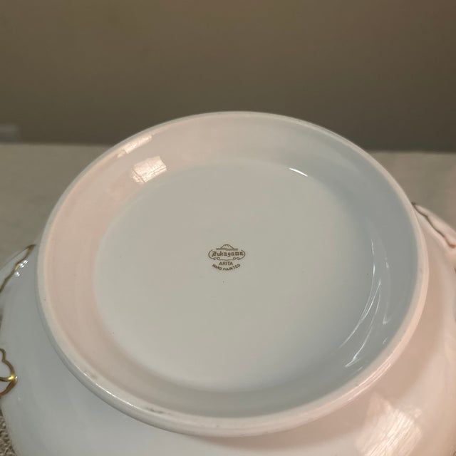 White 1950s Fukagawa Arita "Golden Wheat" Pattern Covered Serving Bowl For Sale - Image 8 of 9